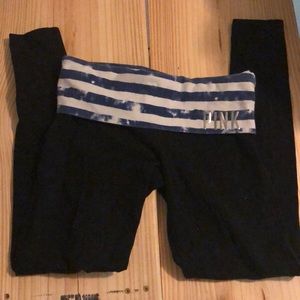 Victoria’s Secret yoga pants size small